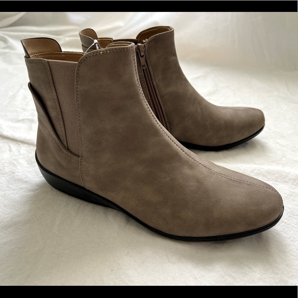 Life Stride water resistant boot